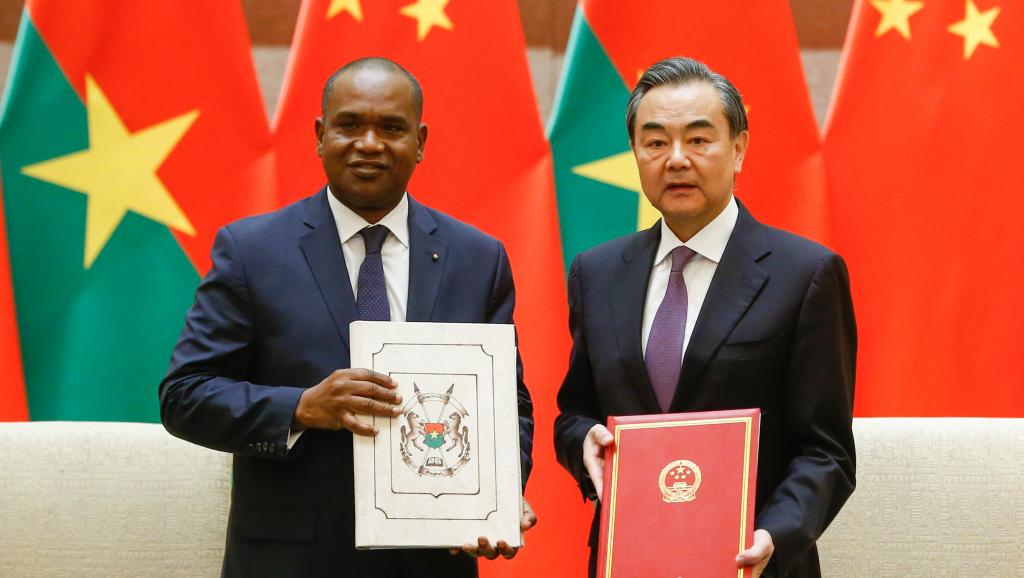 RELATION DIPLOMATIQUES OUAGADOUGOU-PEKIN : un…