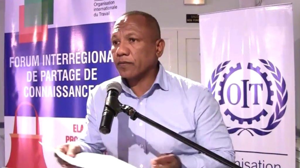 MADAGASCAR : Quelques heures après la démission de Mahafaly Solonandrasana, un nouveau premier ministre vient d’être nommé à la primature malgache