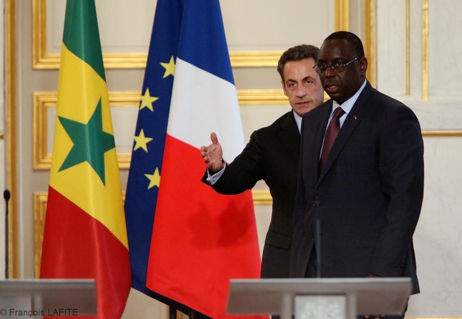 SENEGAL : Macky Sall salut la colonisation pour une histoire de dessert que les français servaient aux tirailleurs sénégalais.