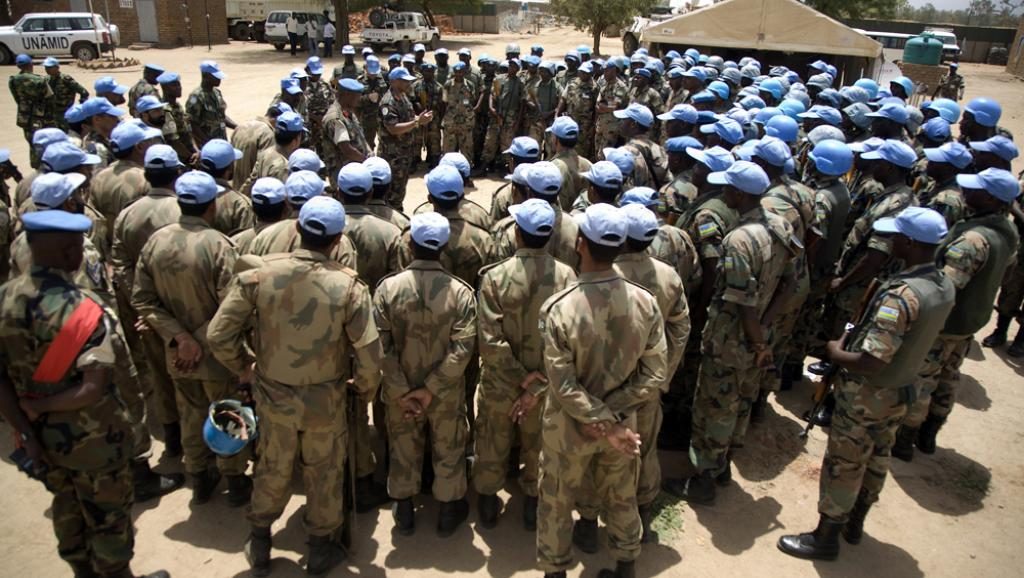 DARFOUR : Les Nations Unies attendent réduire encore l’effectif des  forces de maintien de la paix conjointe avec l’Union Africaine au Darfour (MINUAD)