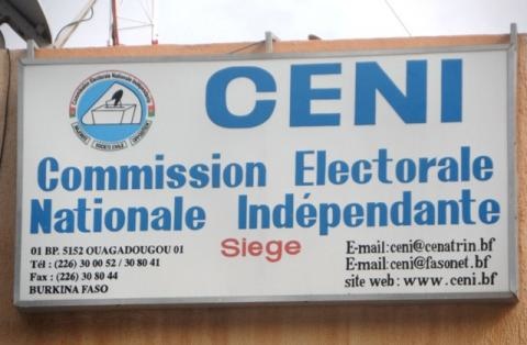 BURKINA FASO : le code électoral fait objet de division entre les membres de…