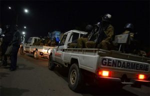 TERRORISME AU BURKINA FASO: un soldat abattu et…