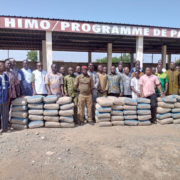 Faso Mèbo: La Sorbonne offre 3 tonnes de…