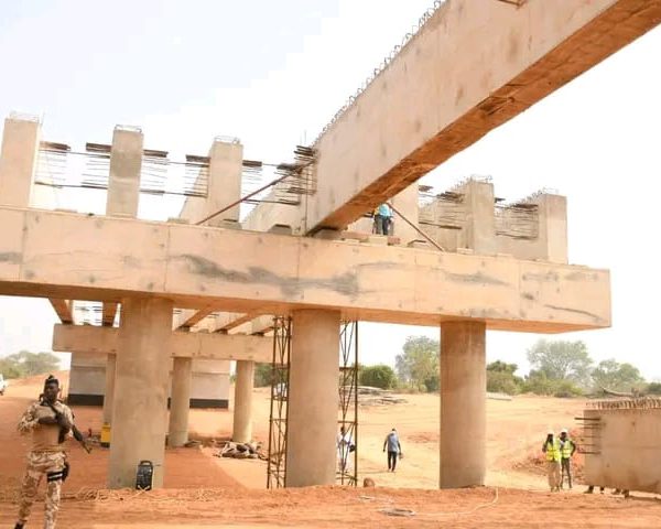 REGION DU GUIRIKO : le nouveau ministre sur…